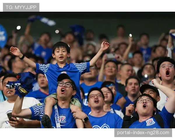 邓捷夫连续三轮国安首发 18岁左后卫成功限制申花外援冲击